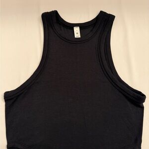 Lululemon Black Hold Tight Sleeveless Women's Crop Tank 8 NWOT